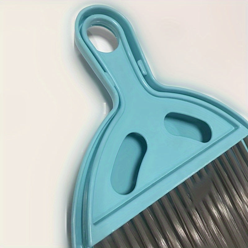 Multi-Purpose Dustpan and Broom Set, Plastic Handle, for Living Room, Bedroom, Kitchen, and Toilet Cleaning