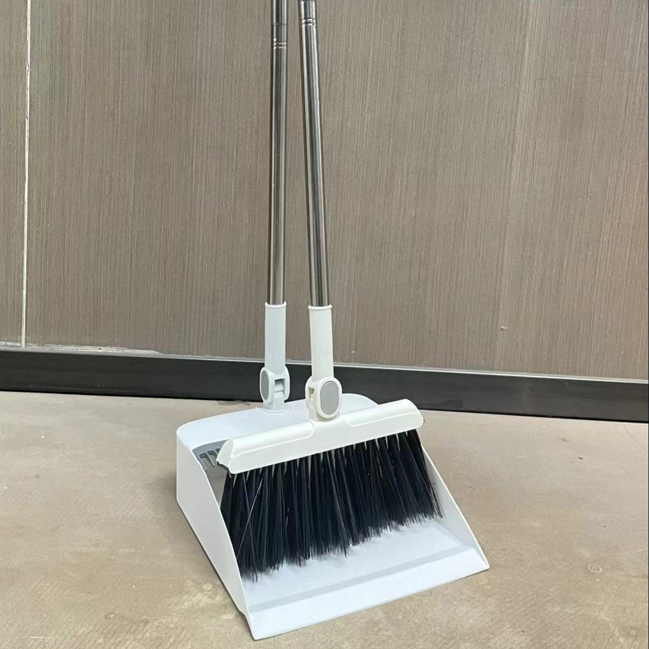 Rotating Foldable Magnetic Broom and Dustpan Set, Thickened Household Hair Removal Brush, Pet Hair Cleaning for Living Room and Bedroom, Non-Stick Soft Bristle Brush - Blue/Orange/White